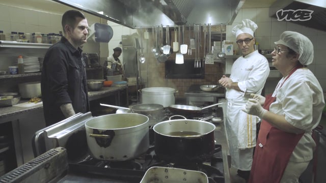 VICE Tre modi di fare la carbonara a Roma #carbonaraday